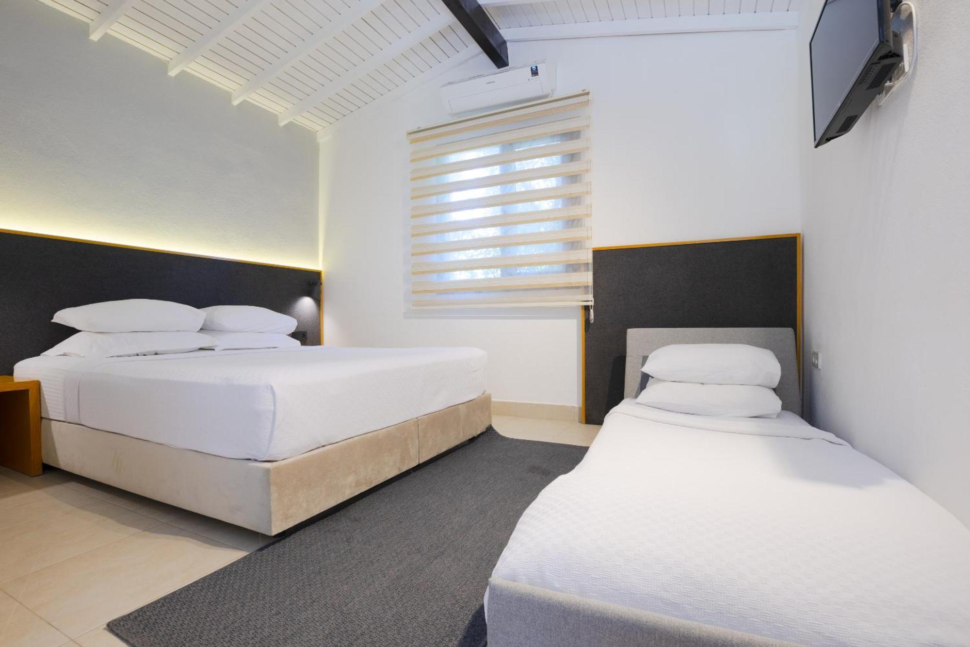 Aegean Apartments - Bungalows Алачати Экстерьер фото